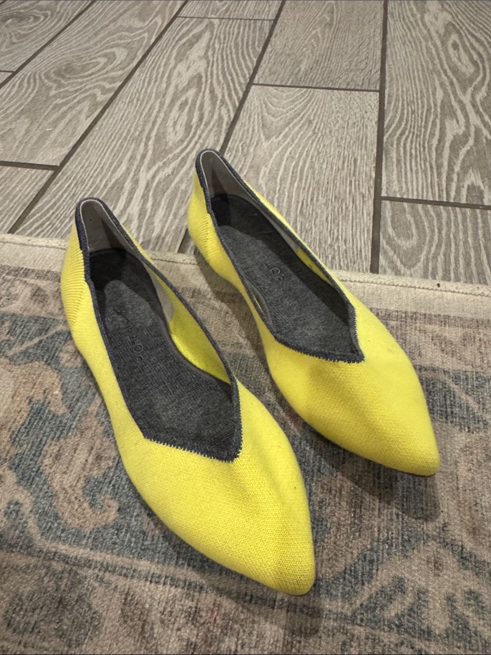 Rothy’s Sunbeam Wool Women's Pointed Slip-On Flats in Bright Yellow 8.5